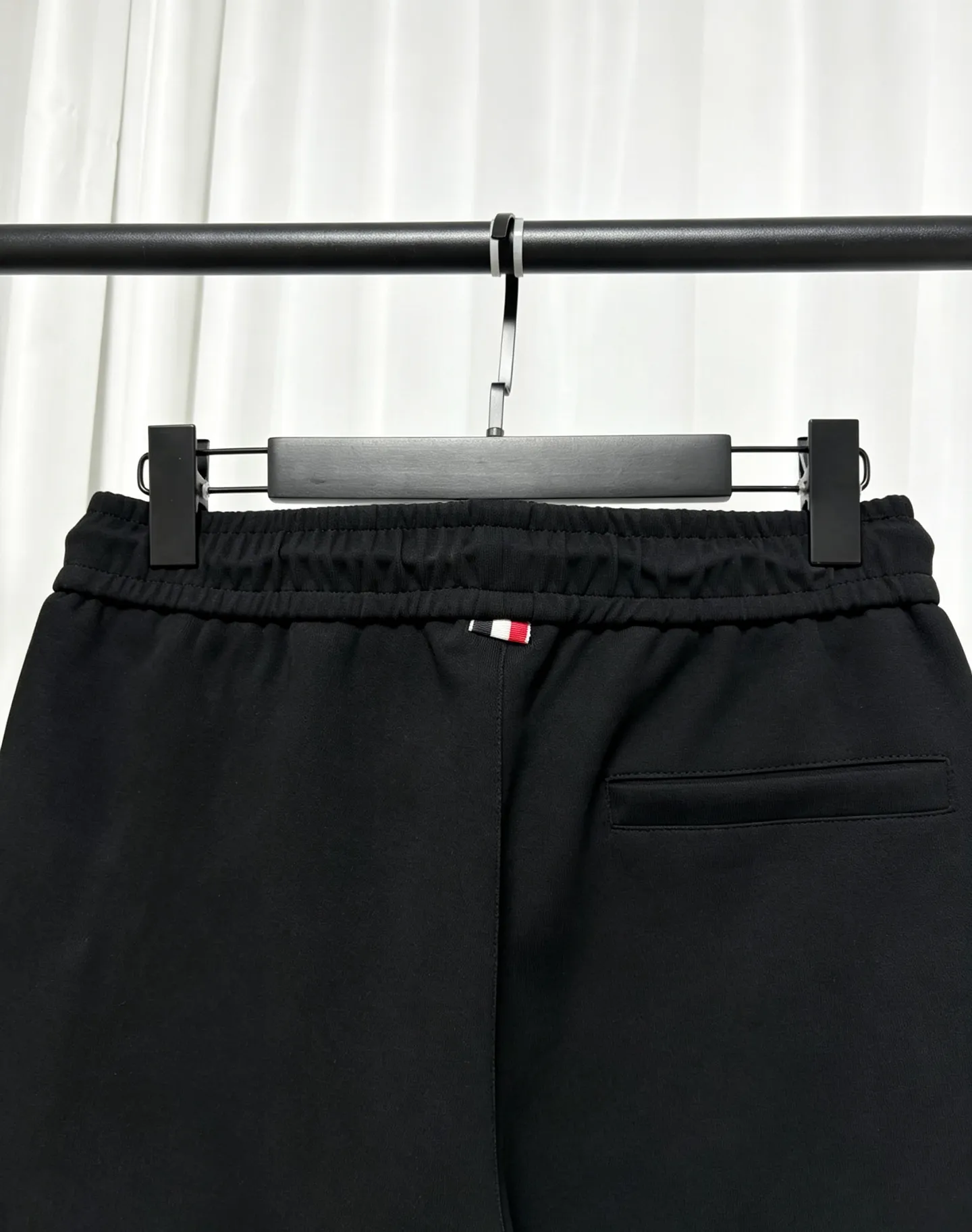 p175💰 Thom Browne（ · ） Thom Browne（ · ）， Premium ， ， 。 ， ， Hot Sale， ， 。 Classic ， ， ， 、 。 ， ✨Thom Browne Classic ＋ ， 。Size M-3XL ✨